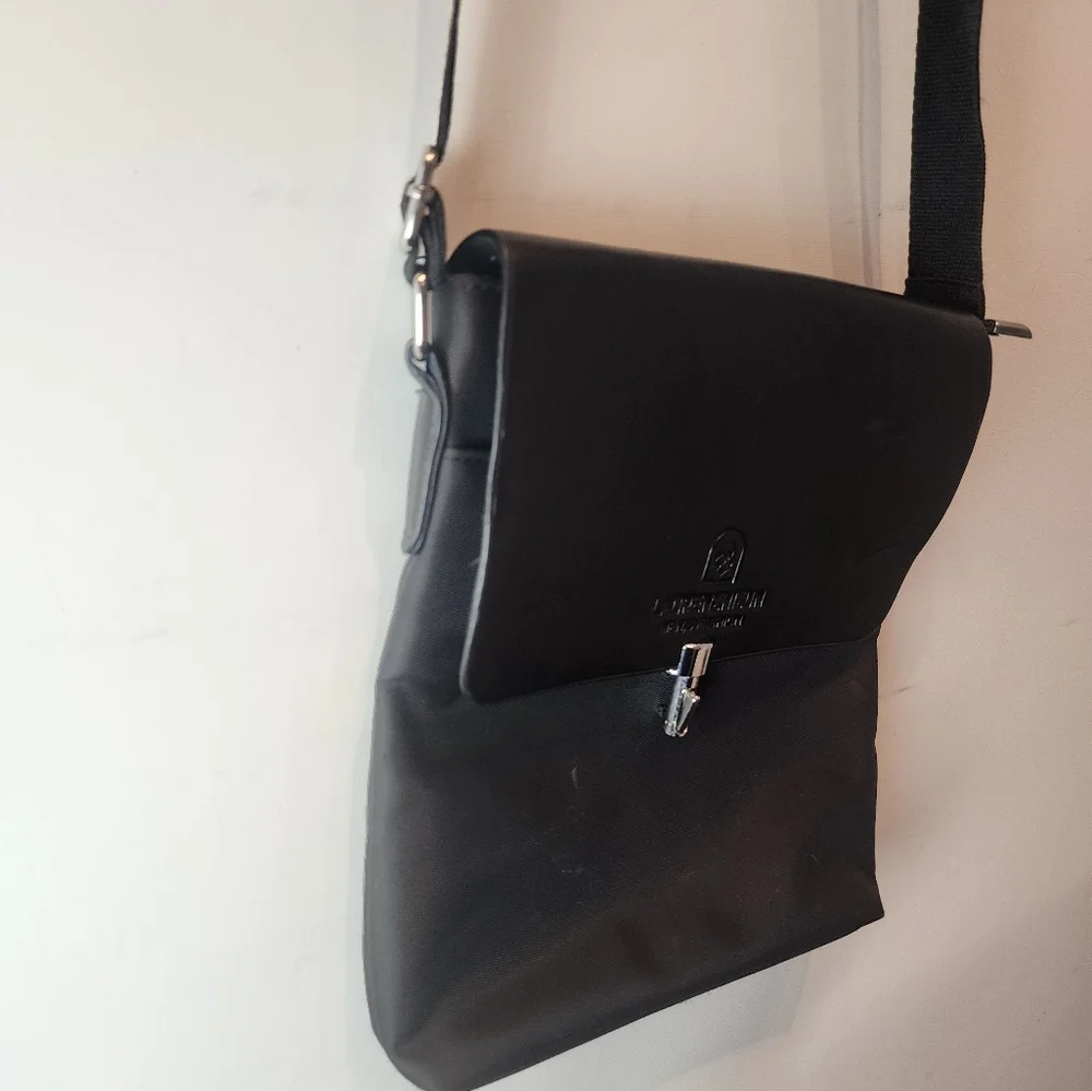 Laorenzhizun Black Mens Crossbody Messenger Bag Black Leather‎ Flap Satchel